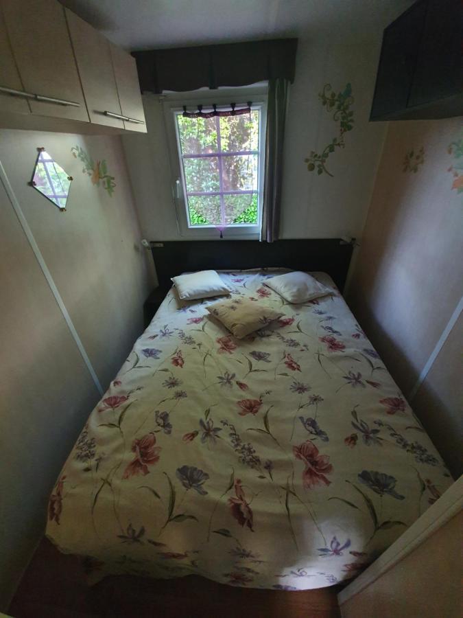 Mobil Home Sainte-Eulalie-en-Born Экстерьер фото